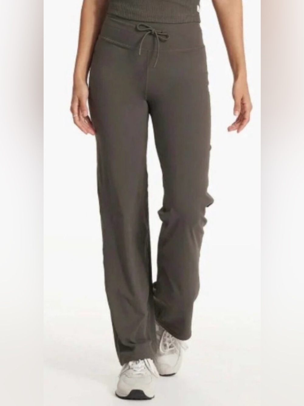 Vuori Daily Wide Leg Pants Oregano